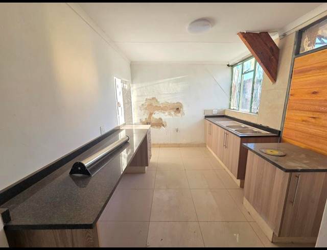 2 BEDROOM PROPERTY TO RENT IN ERASMIA